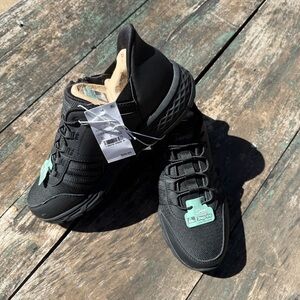 S Sport Step-Ins Black Slip On Sneakers Size 10 Hands Free Comfort Shoes NWT